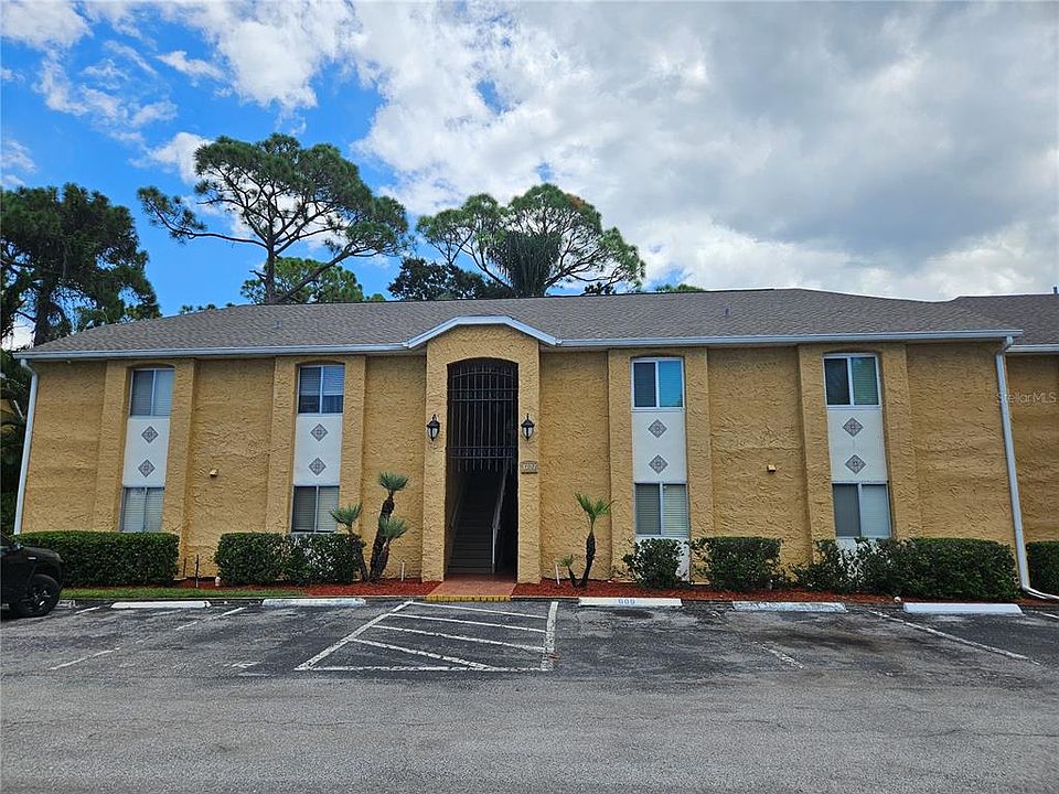 1st image of 1737 PARAKEET WAY #2