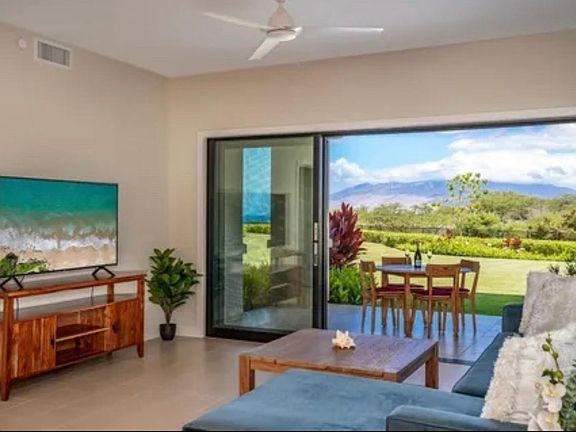 3rd image of 71 Wailea Gateway Pl Unit 102