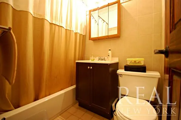 Rented by REAL New York | media 16