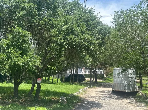 3406 Sunnydell Dr, San Antonio, TX 78253