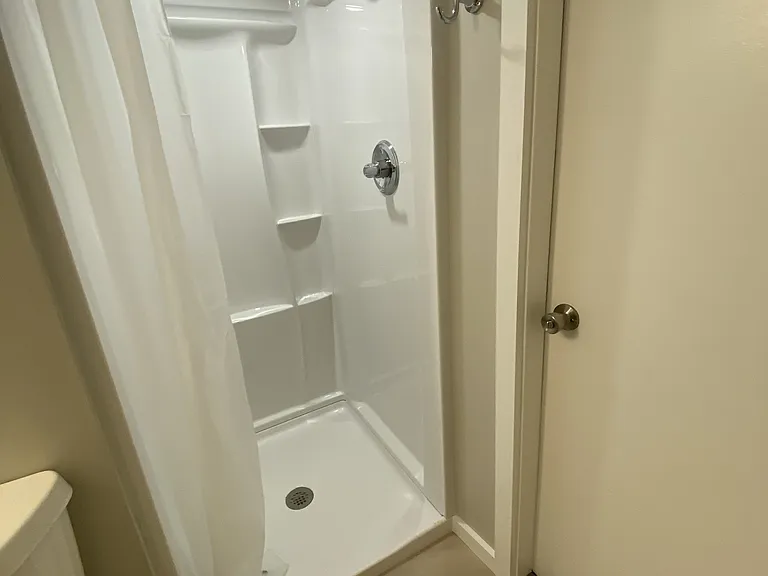 299 Pine St #1 — Photo 7
