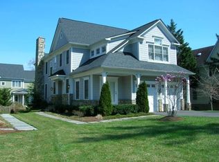 1517 Pathfinder Ln, Mc Lean, VA 22101