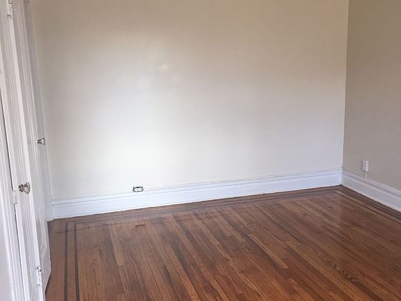 5th image of 24 S Grove St APT B10