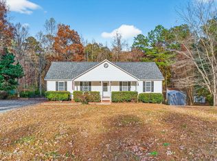 215 Nelson Ct, Clayton, NC 27520