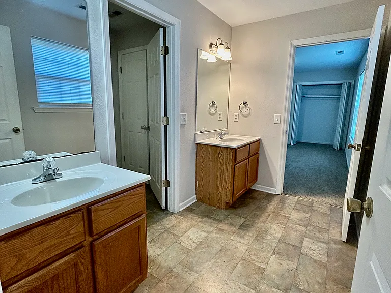 61 Hugo Dr — Photo 20