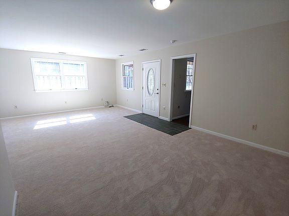 4th image of 719 Monmouth Ave