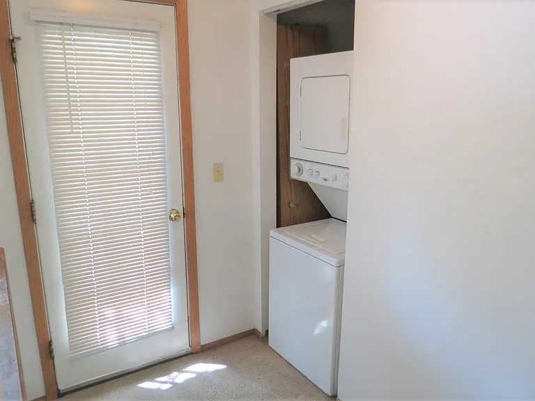 2927 Broadway St #1 — Photo 26