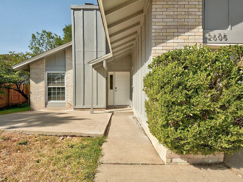 1st image of 2605 Lazy Oaks Dr
