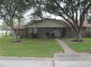 1109 N Shepherd Dr, Baytown, TX 77520