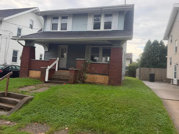 3222 3rd St NW, Canton, OH 44708