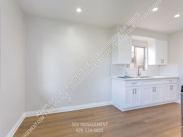 364 E Badillo St #374