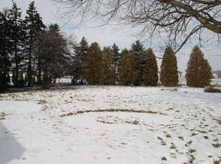 6582 Emch Rd, Walbridge, OH 43465