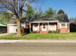 2013 6th Ave, Dodge City, KS 67801