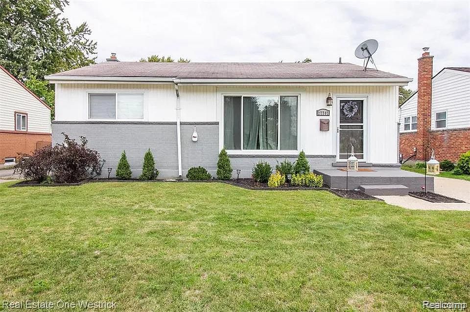 1st image of 27707 Goldin Dr