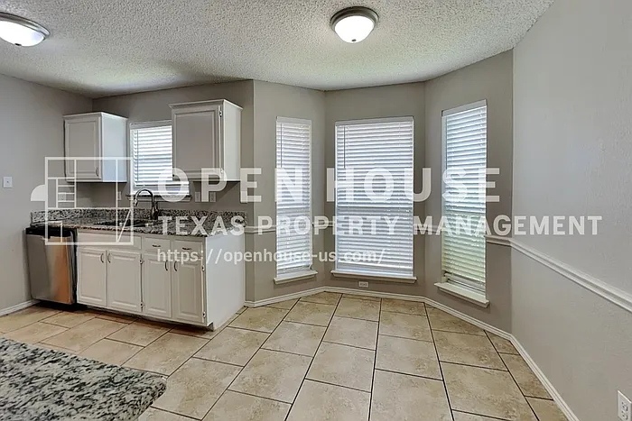 6921 Black Wing Dr — Photo 6