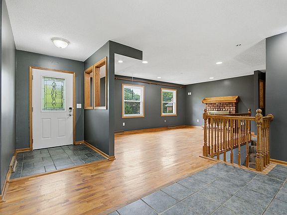 4th image of 2319 Magnolia Ct