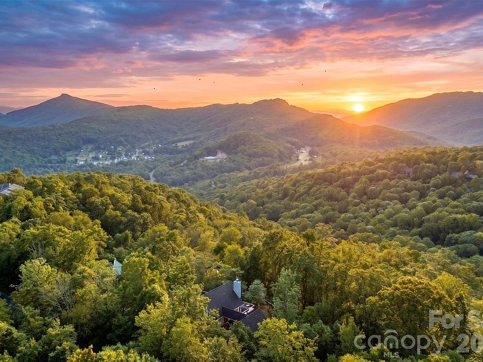 1st image of 569 Shelter Rock Cir