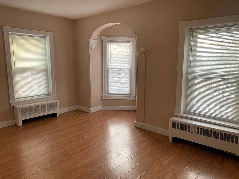 401 N 10th St #2 — Photo 1