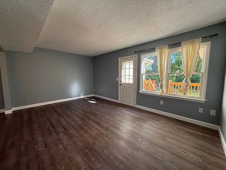 2039 Heritage Pl — Photo 9