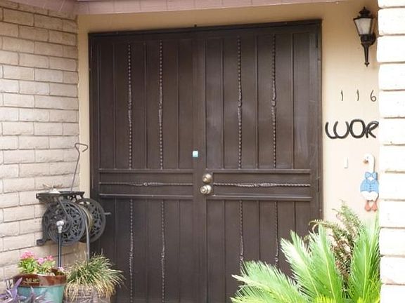 Double door screen