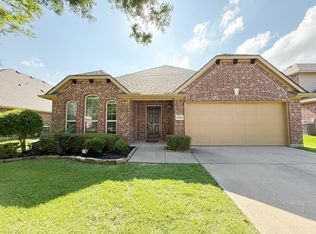 4303 Oak Bluff Dr, Melissa, TX 75454