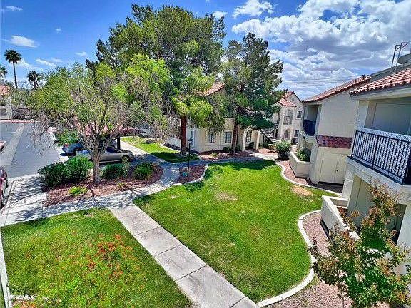 3rd image of 4890 Nara Vista Way Unit 204