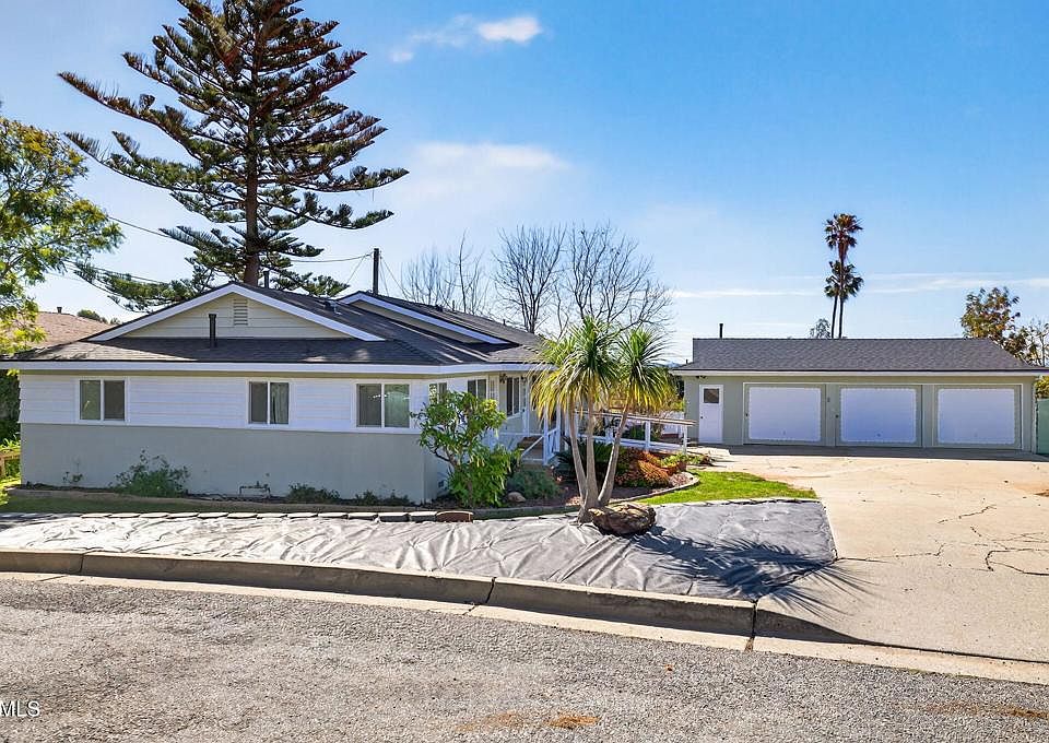 1st image of 2474 Fernwood Dr