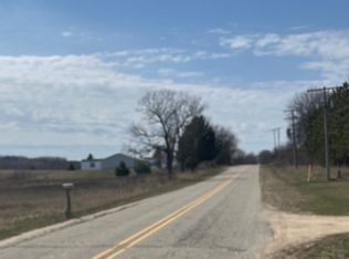 21245 21 Mile Rd, Paris, MI 49338