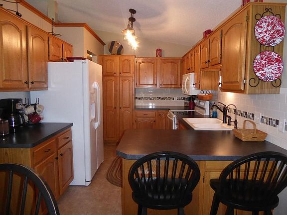 5th image of 8707 Goldenrod Ln N