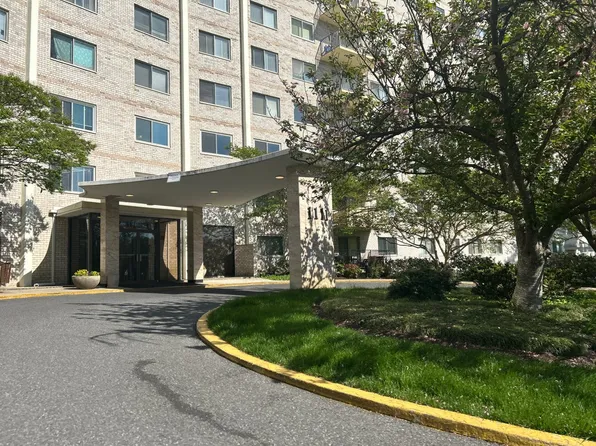 1111 University Blvd W APT 1004-A, Silver Spring, MD 20902