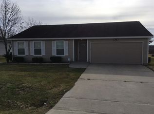 706 Lakeview Dr, Wallis, TX 77485