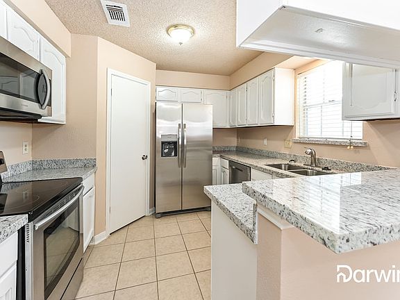 2nd image of 7922 Barnhill Dr