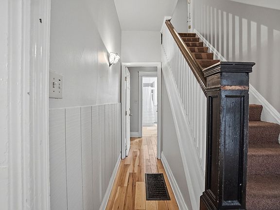 4th image of 77 W McMillan St