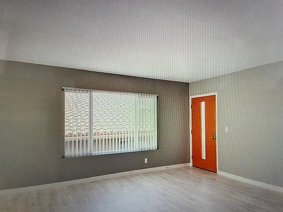 3rd image of 4078 Hamilton St #4