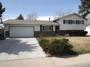 1039 S Newark St, Aurora, CO 80012