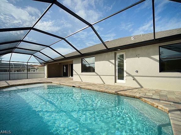 5th image of 2615 SW 48th Terrace Cpe