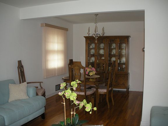 5th image of 20310 39th Ave
