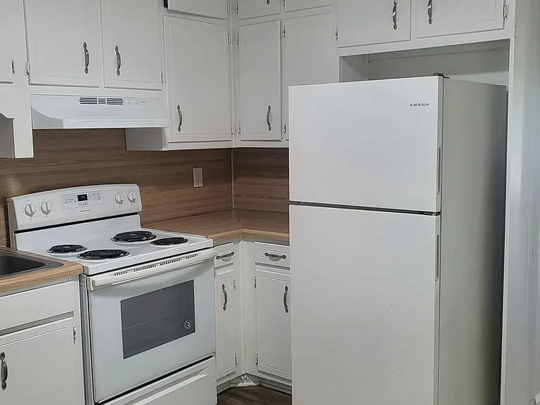 Southgate Way - 3540 Ranch — Photo 4