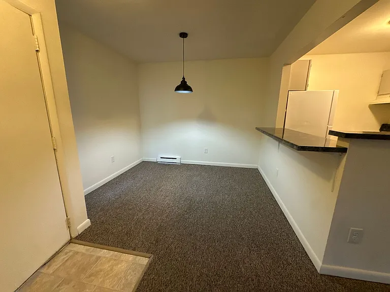 University Park Apartments near Cornell University — Photo 118