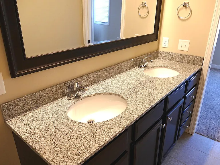 908 Somerville Ct — Photo 5