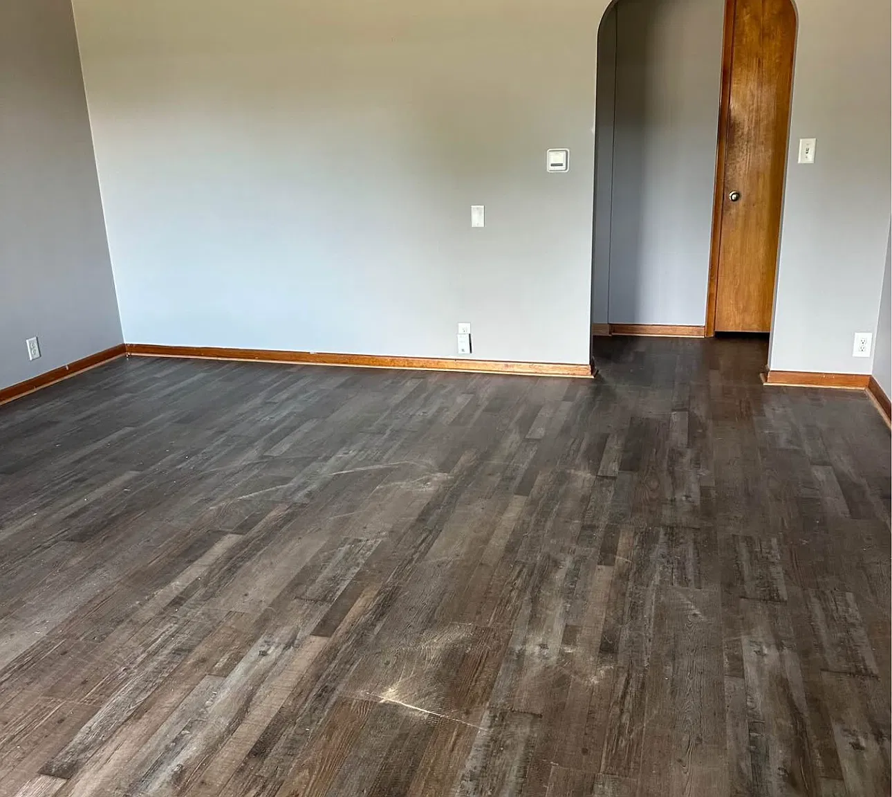3 bed, 1956 sqft, $1,475 — Photo 1