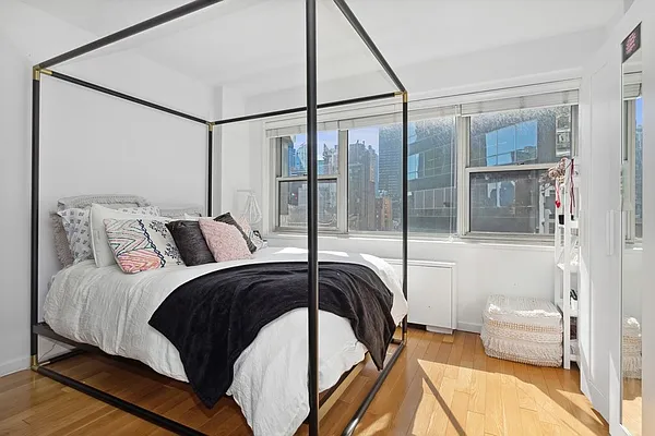 Rented by Berkshire Hathaway HomeServices New York Properties | media 3