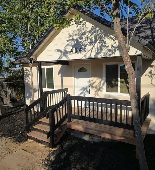 1st image of 434 Highland Ave