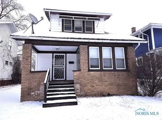 2104 Calumet Ave, Toledo, OH 43607