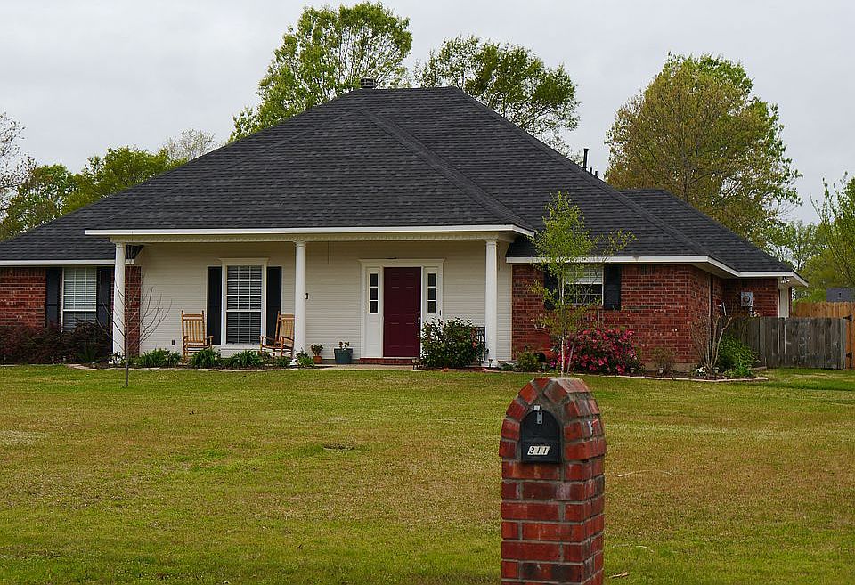 1st image of 311 Sandpiper Ln