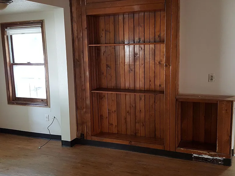 430 N Ashland Ave — Photo 5