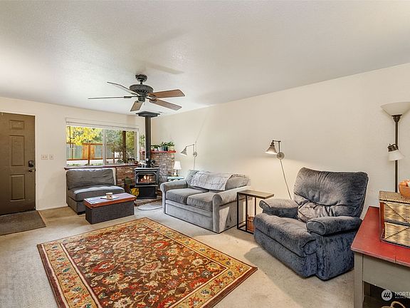 5th image of 14003 42nd Avenue Ct NW