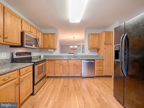 3rd image of 5625 Gosling Dr