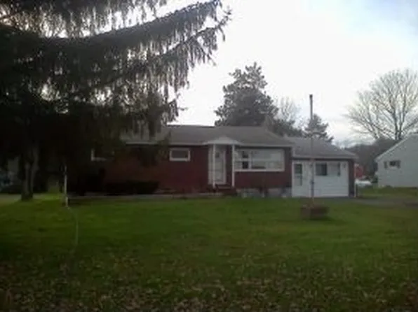 4234 Pennsylvania Ave, Apalachin, NY 13732