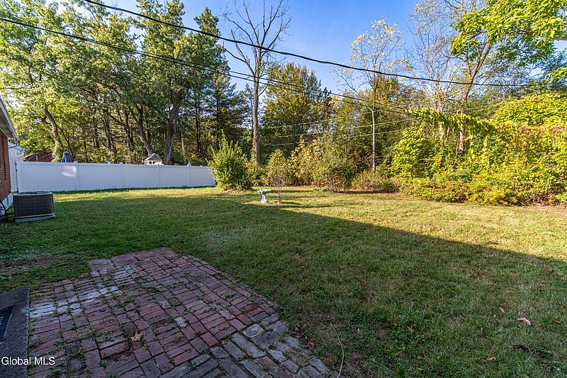 5th image of 2313 Balltown Road